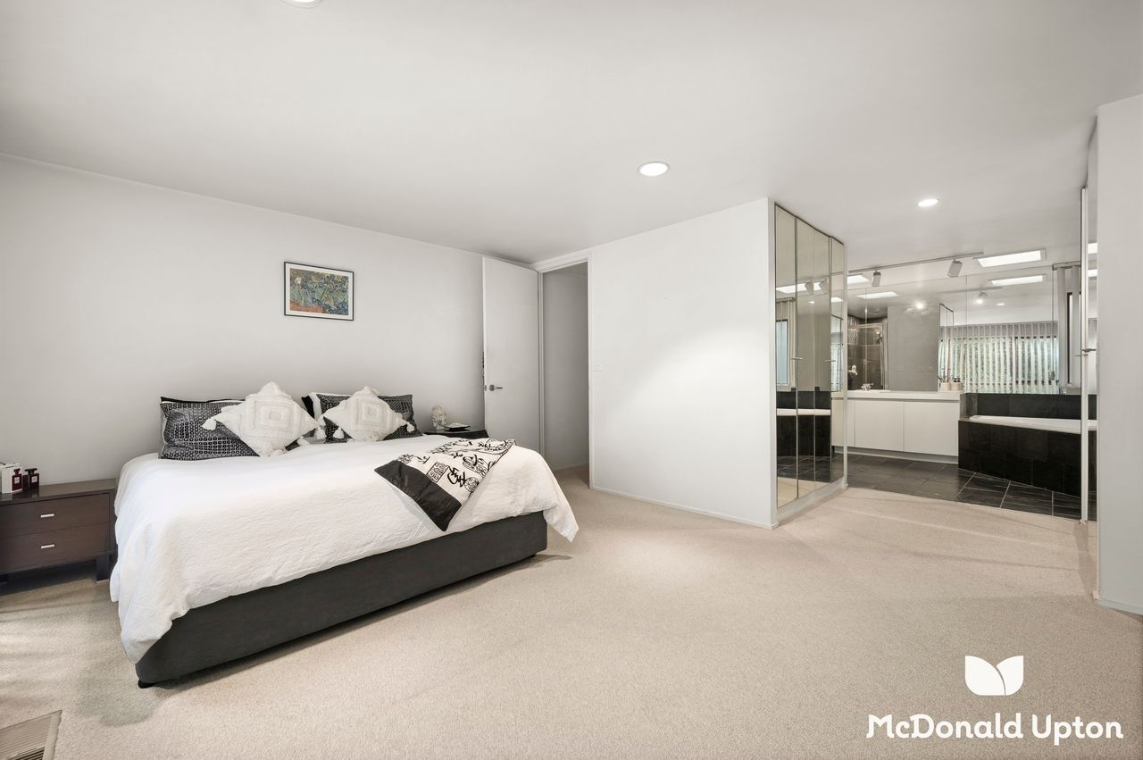19 Jacka Street, Essendon — view 11
