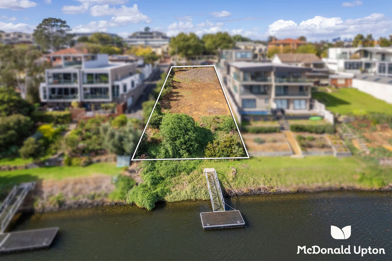 13 Fisher Parade, Ascot Vale — view 4