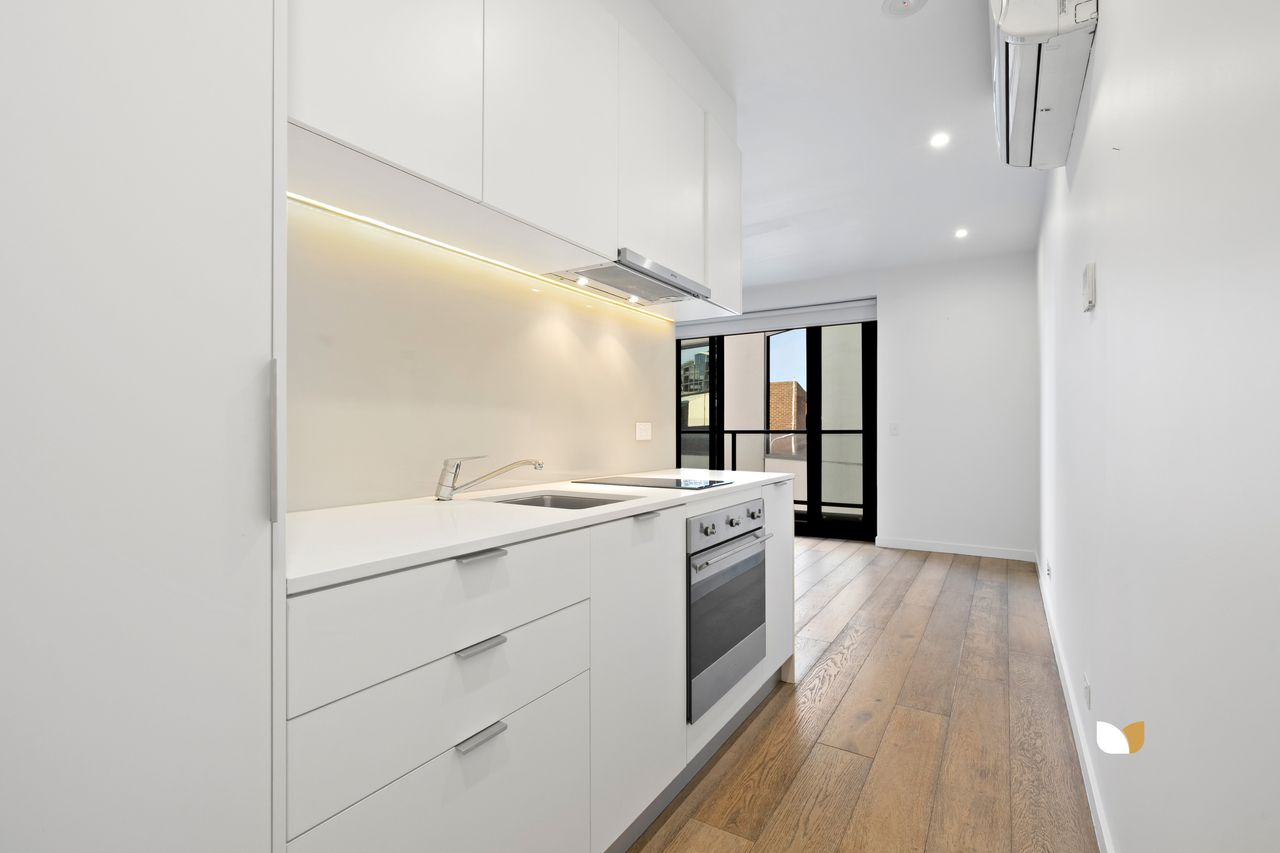 102/19 Hall Street, Moonee Ponds — view 5