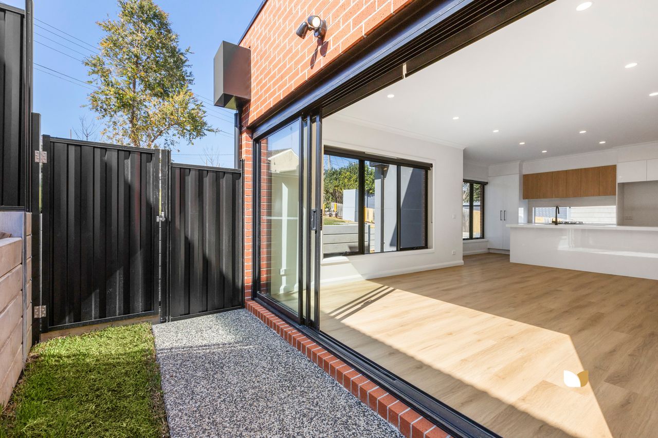 1 & 3/44 Hilbert Road, Airport West — view 4