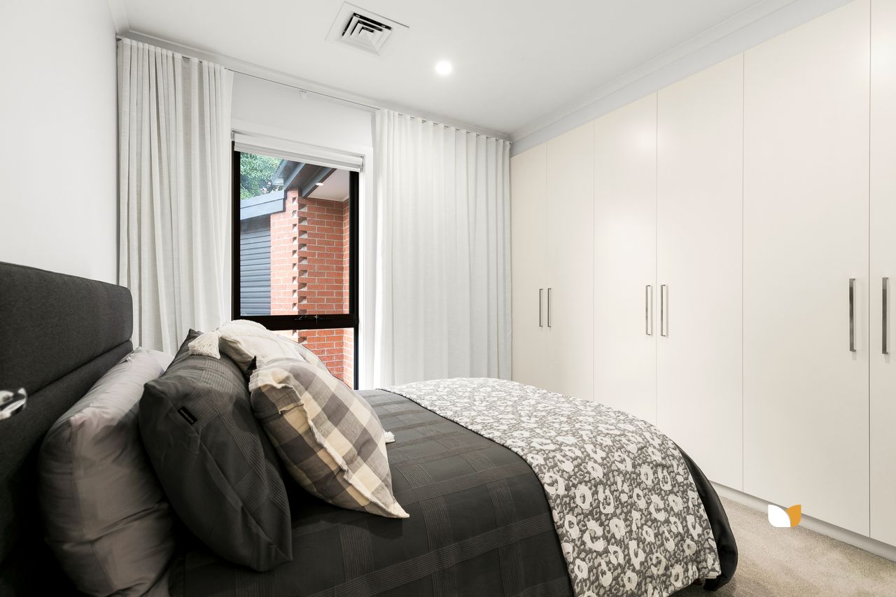 2/68 Kernan Street, Strathmore — view 12