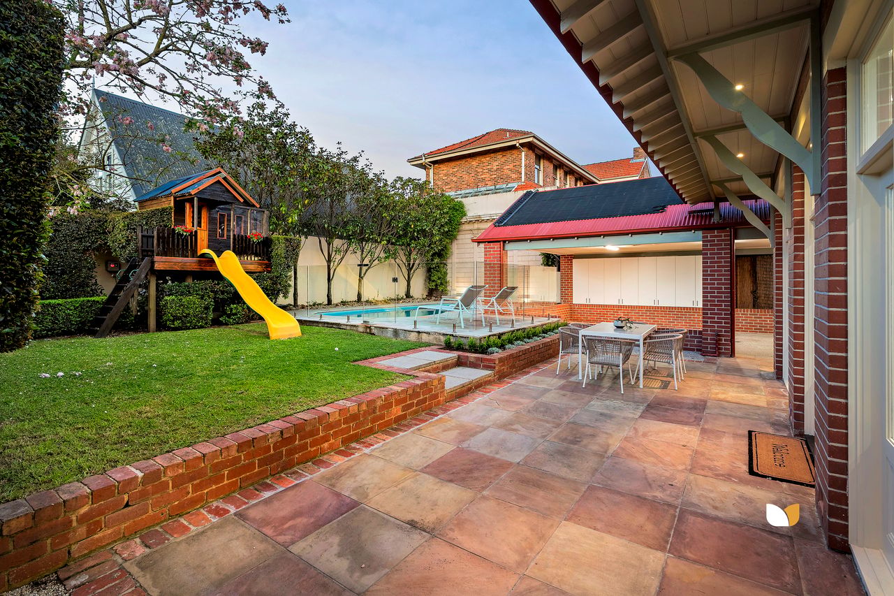 16 Riverview Road, Essendon — view 17