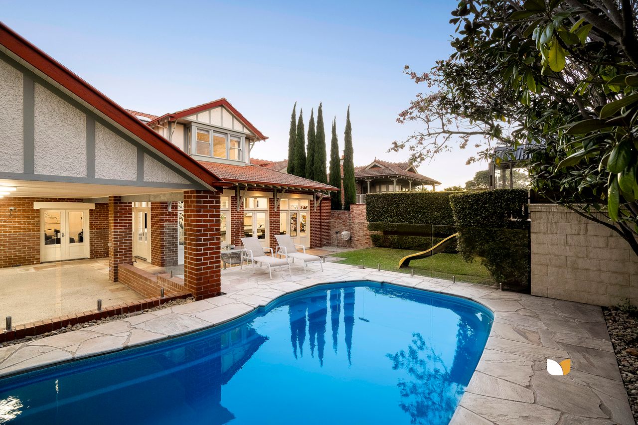 16 Riverview Road, Essendon — view 18