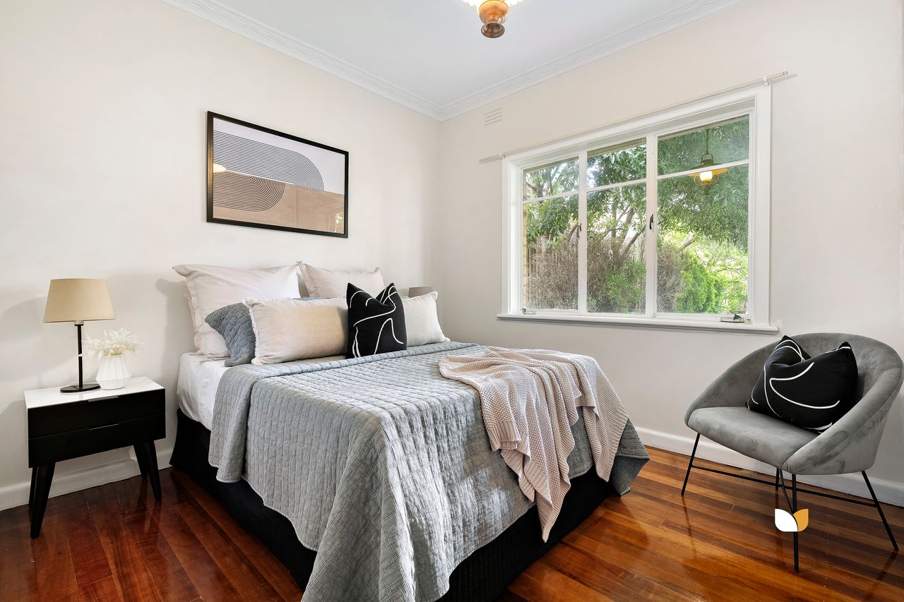 34 Hampton Road, Essendon West — view 9