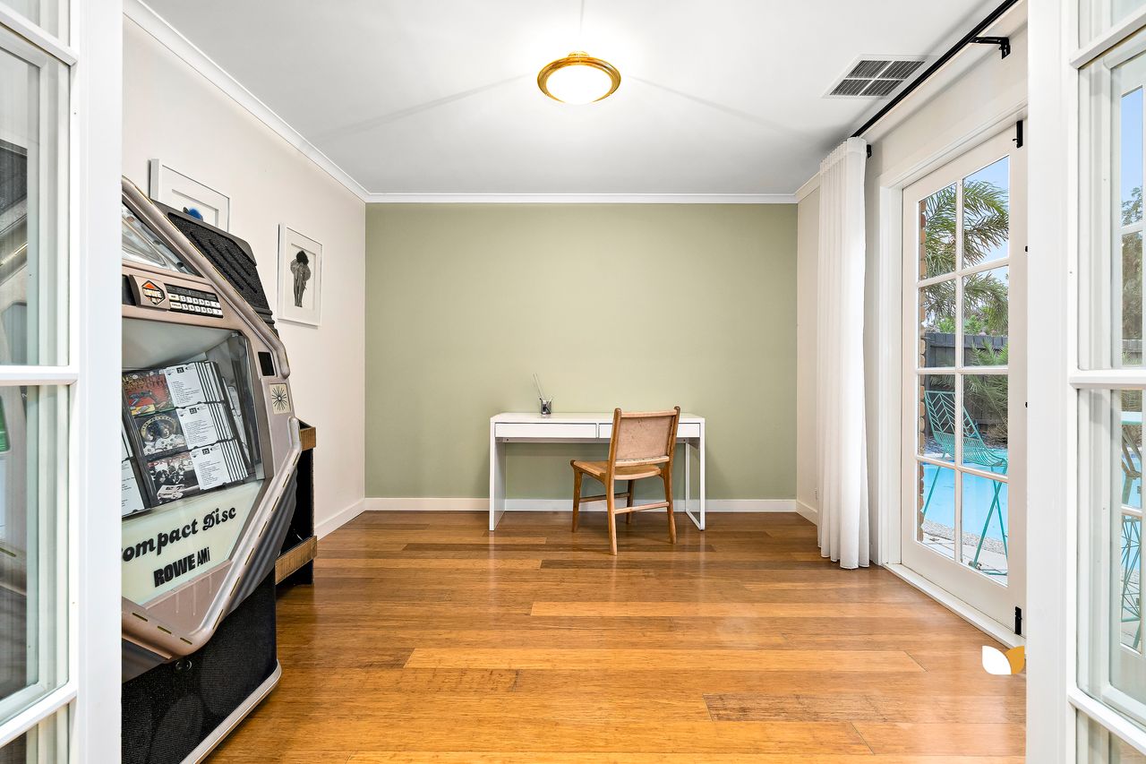 15 Pindari Avenue, Taylors Lakes — view 8