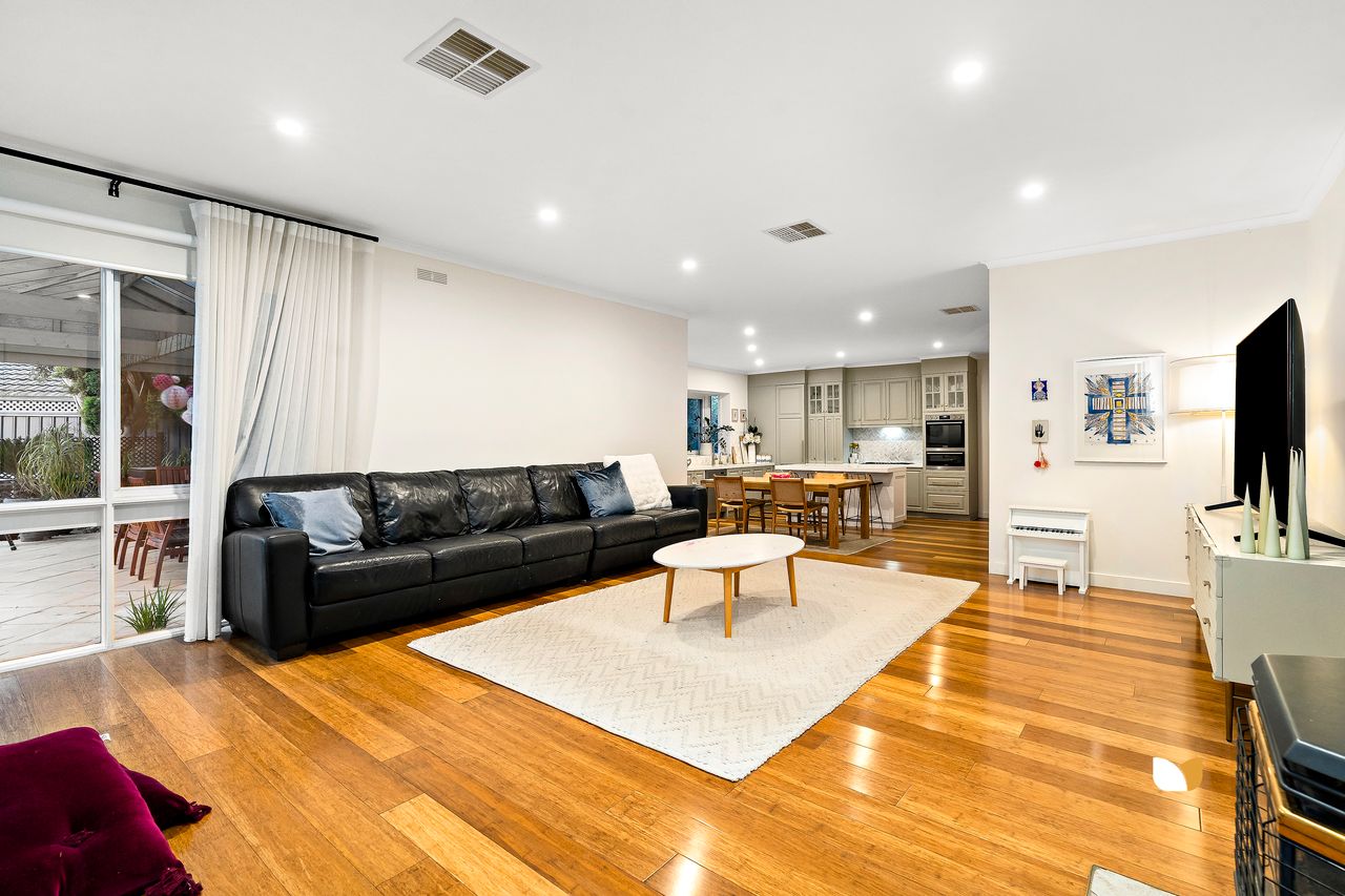 15 Pindari Avenue, Taylors Lakes — view 7