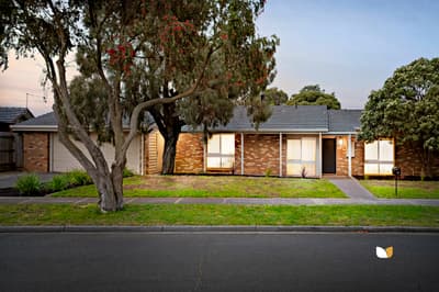 15 Pindari Avenue, Taylors Lakes