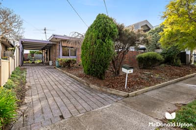 11 Vickers Avenue, Strathmore Heights