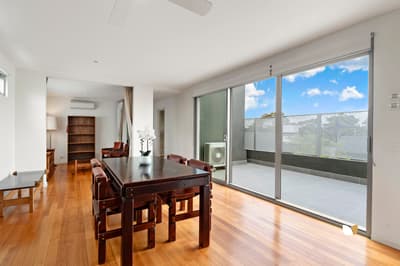 15/13 Winifred Street, Essendon