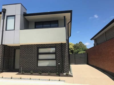 4/2 Beaver Street, Aberfeldie
